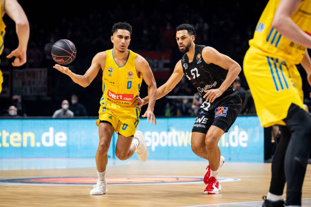 既能盯防速 既能盯防速