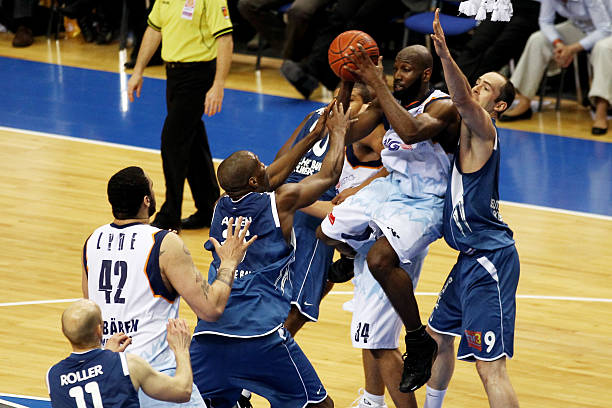 门将转战英 门将转战英